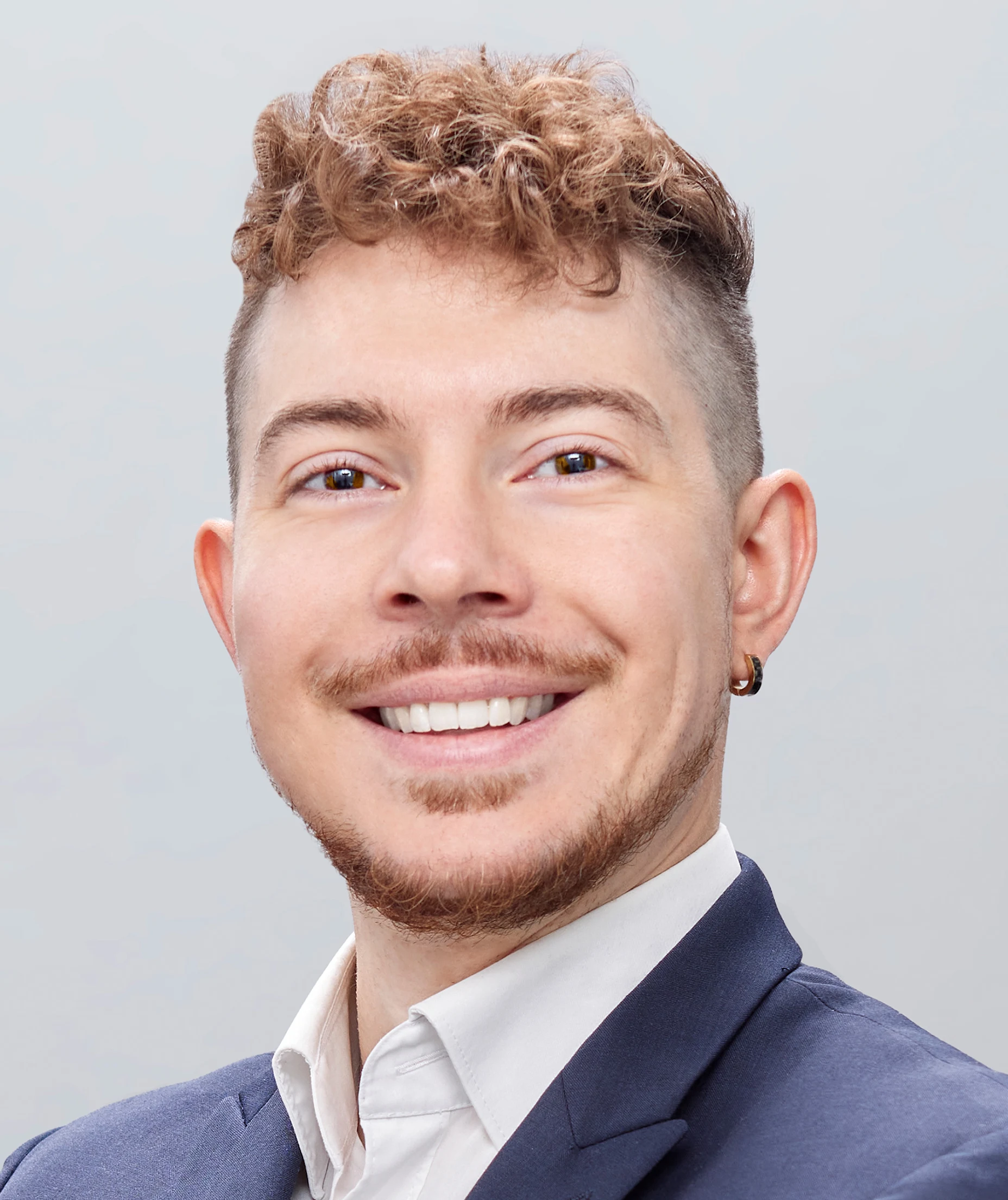 Portrait von Jan Haboldt Inzupsatur Kundenberater.